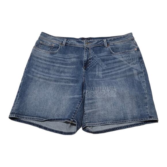 Lucky Brand Women's Denim Shorts Blue Embroidered Accent Details‎ Casual - Picture 1 of 12